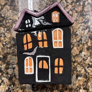 Way to Celebrate Halloween Ceramic Haunted House Treat Jar New